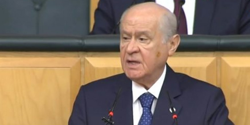 Devlet Bahçeli’nin yüzüne ne oldu?