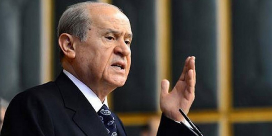 Emeklilikte Yaşa Takılanlar MHP’ye ateş püskürüyor