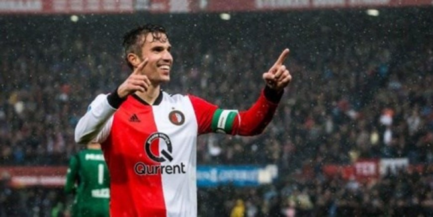 Robin van Presie futbolu bırakıyor