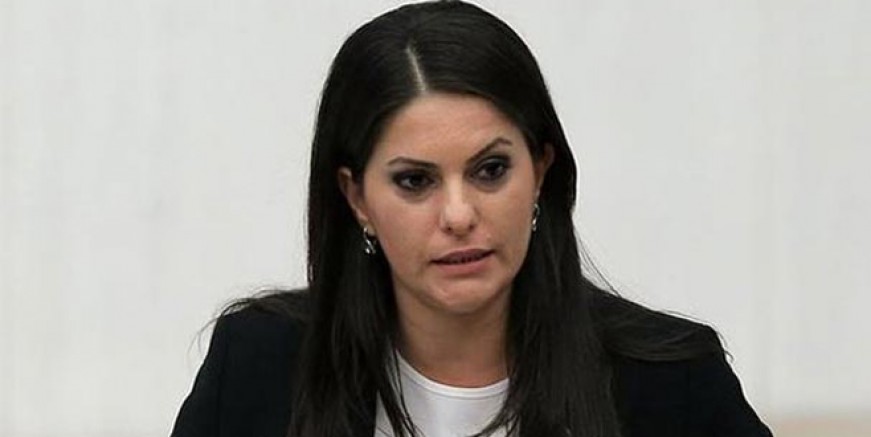 AK Parti eski bakanları sahaya sürecek