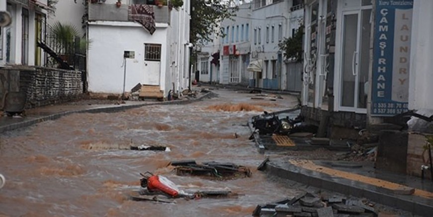 Bodrum sele teslim oldu!
