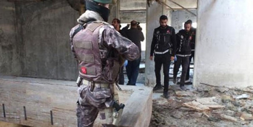 Kartal’da helikopter destekli operasyon