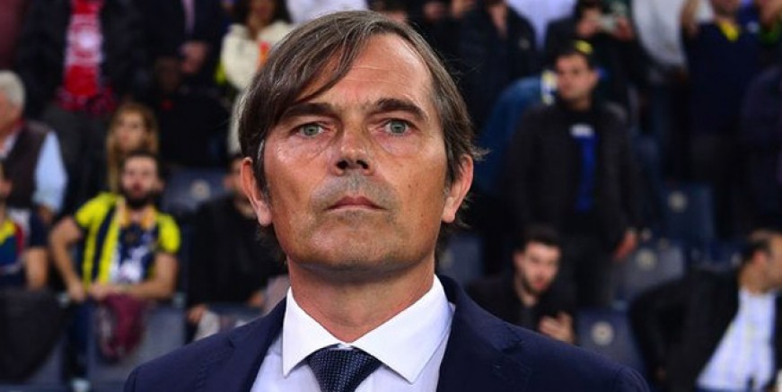 Phillip Cocu’dan şok eden istek