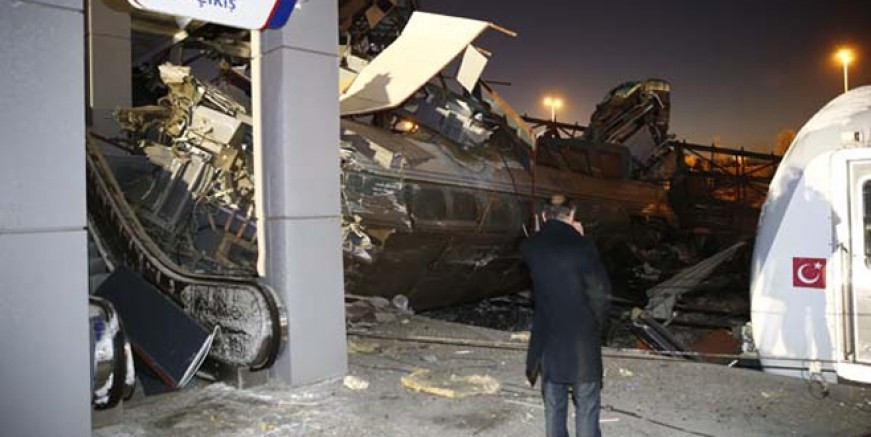 Ankara’da tren kazası; 9 ölü