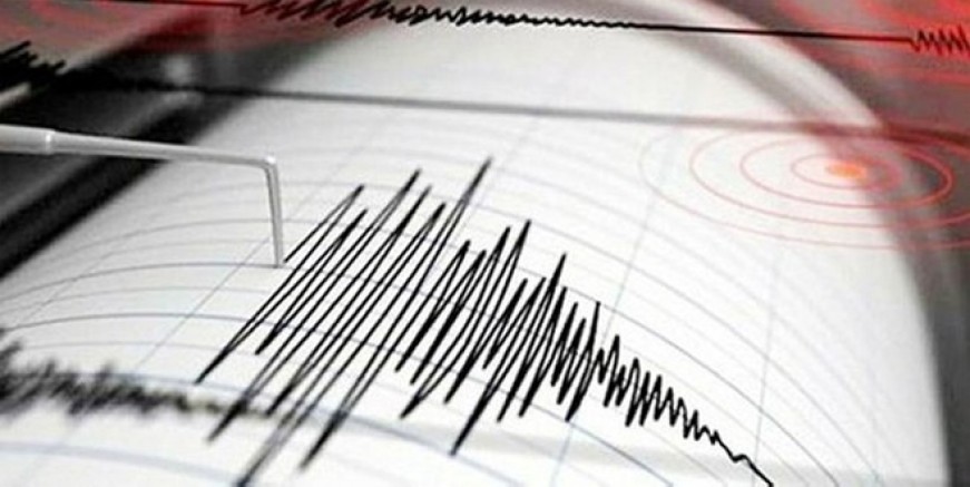 Ege’de 4.2’lik korkutan deprem!