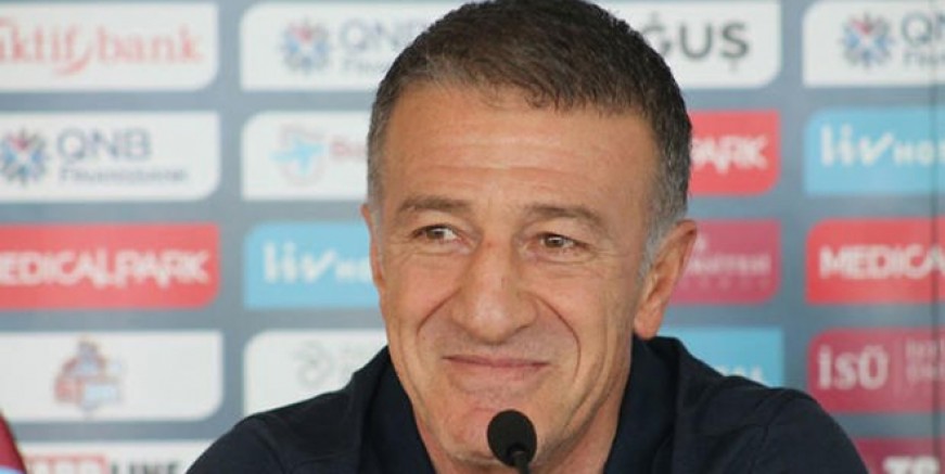 Ahmet Ağaoğlu hastaneye kaldırıldı