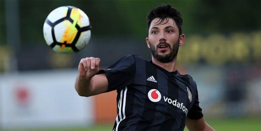 Beşiktaş’ta ayrılık rüzgarları