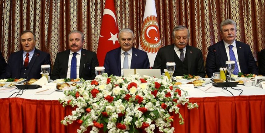 Binali Yıldırım’dan istifa açıklaması