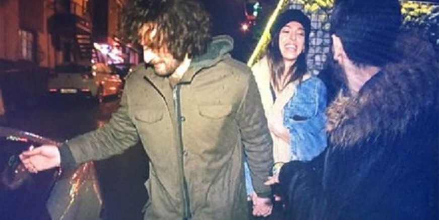 Dilan Çiçek Deniz aşk sarhoşu