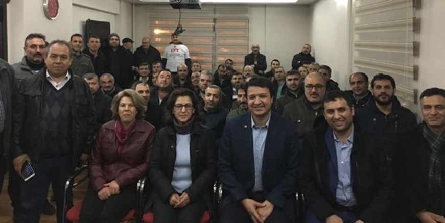 Emeklilikte yaşa takılanlar mücadeleyi bırakmıyor