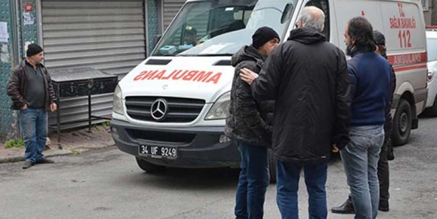 Fatih’te iki kişinin sır ölümü