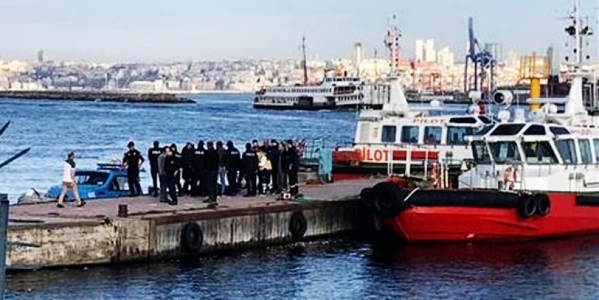 Kadıköy’de denizde ceset bulundu