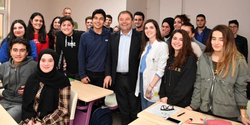 Maltepe Belediyesi eğitimde çıtayı yükseltti