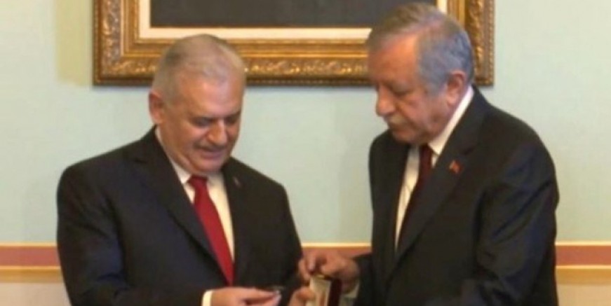 Binali Yıldırım görevi Celal Adan’a devretti