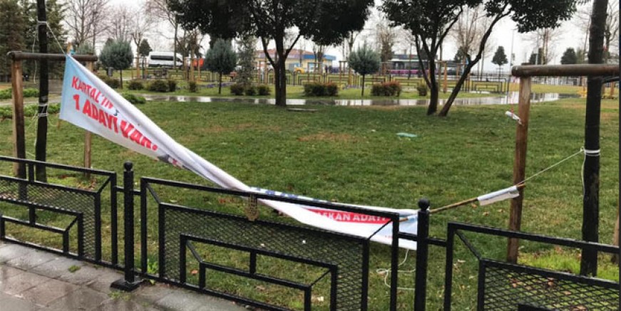 CHP’den kesilen afiş tepkisi