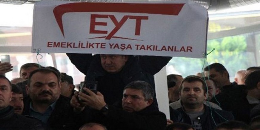 (EYT) Emeklilikte Yaşa Takılanlar’a sürpriz destek!