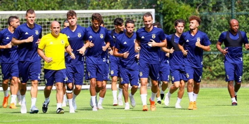 Fenerbahçe’de iki ismin bileti kesildi