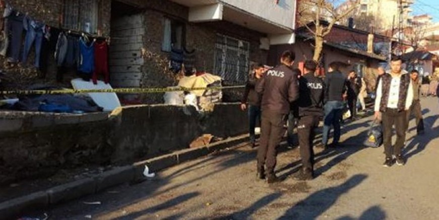 Gaziosmanpaşa’da bir sokakta patlama: 3 yaralı