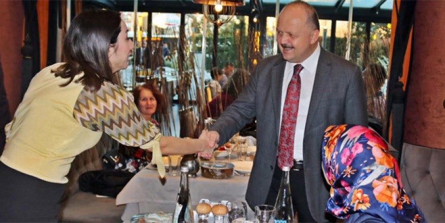 Meftun Dallı şehit ve gazi yakınlarıyla buluştu