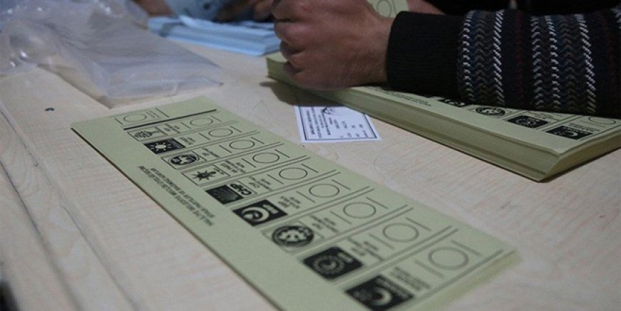 Türkiye sandığa gitti; oy verme işlemi ne zaman bitiyor?