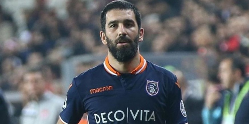 Arda Turan Galatasaray’a dönüyor