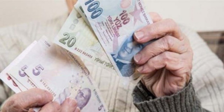 Emeklinin bayram ikramiyesi artacak mı?