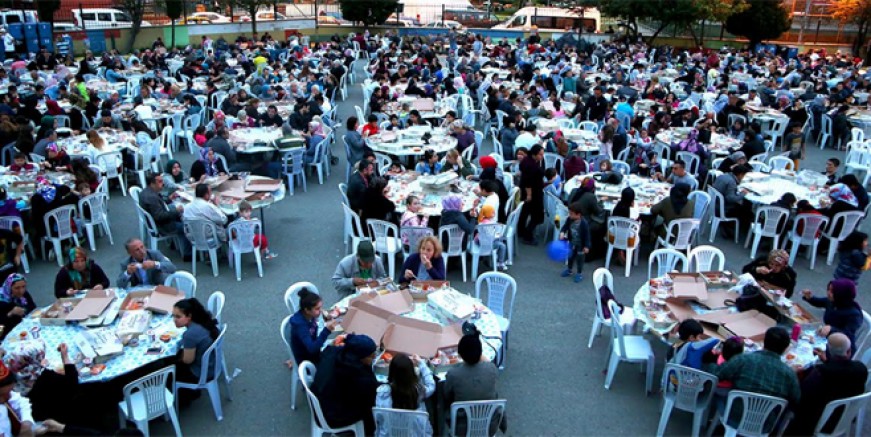 Maltepe’de “Sevgi Sofraları” kuruluyor