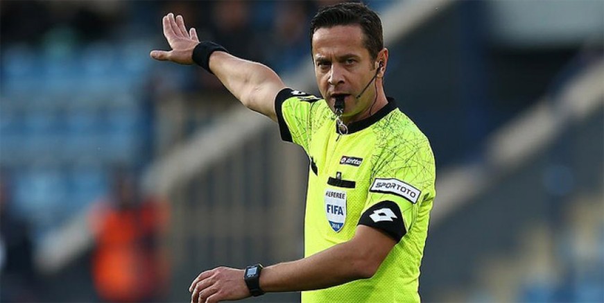 Ümit Özat Halis Özkahya’yı topa tuttu