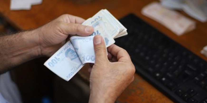 Emekliye ek ödemeye 230 lira zam