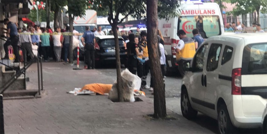 Esenler’de baba cinneti; eşini ve çocuklarını…