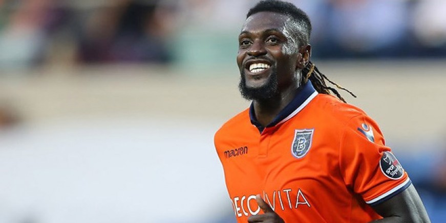 Fenerbahçe’de Adebayor sürprizi