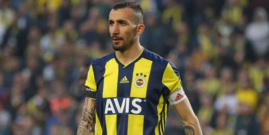 Fenerbahçe Mehmet Topal ile yollarını ayırdı