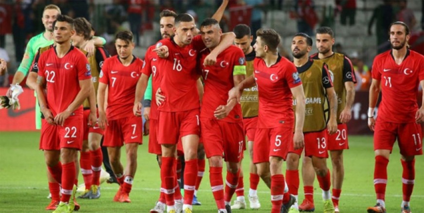 Milli Takım 2 basamak yükseldi