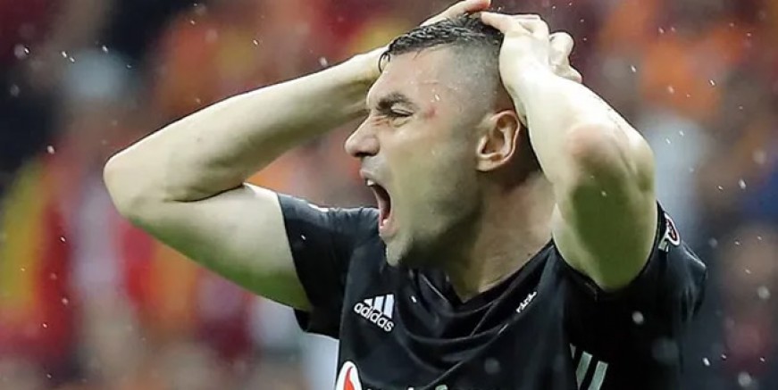 Beşiktaş’ta Burak Yılmaz depremi!