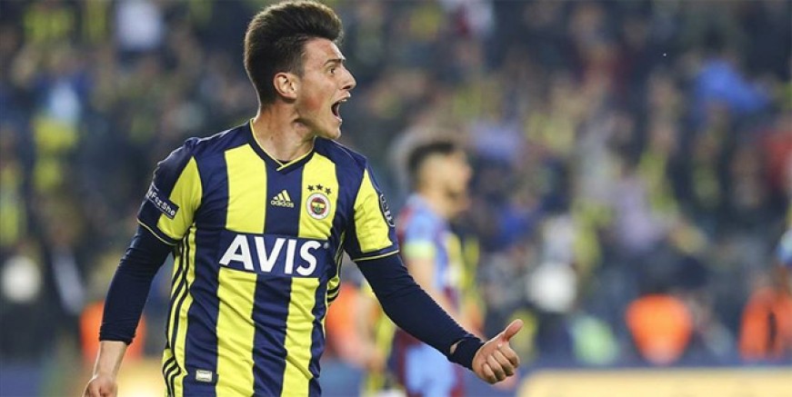 Eljif Elmas resmen Napoli’de