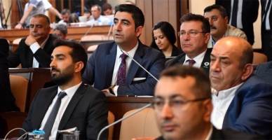 Gökhan Yüksel İBB Meclis’ine damgasını vurdu