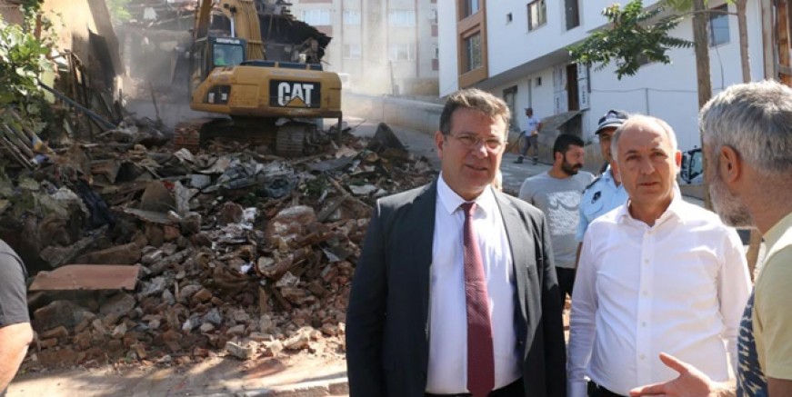 Kartal’da metruk binalara geçit yok