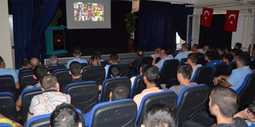 Maltepe Cezaevi’ndeki çocuklara 15 Temmuz belgeseli