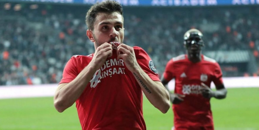 Beşiktaş’ta gözler transferde