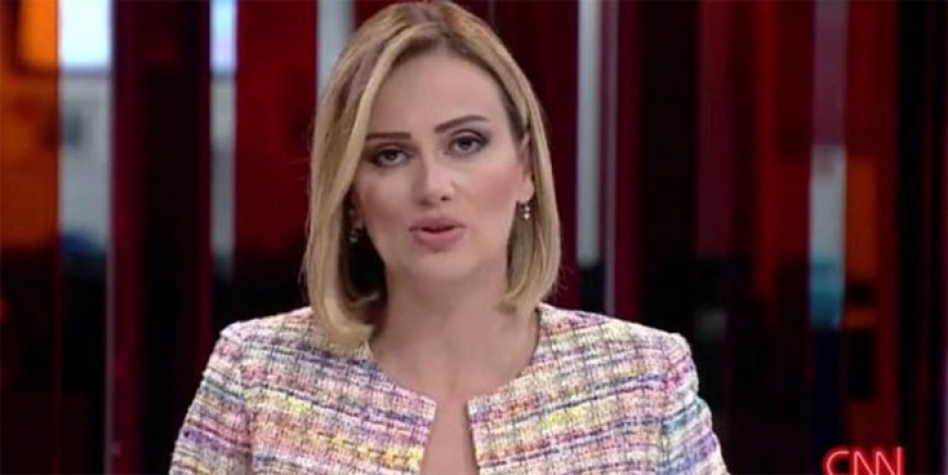CNN Türk spikerinden skandal anons