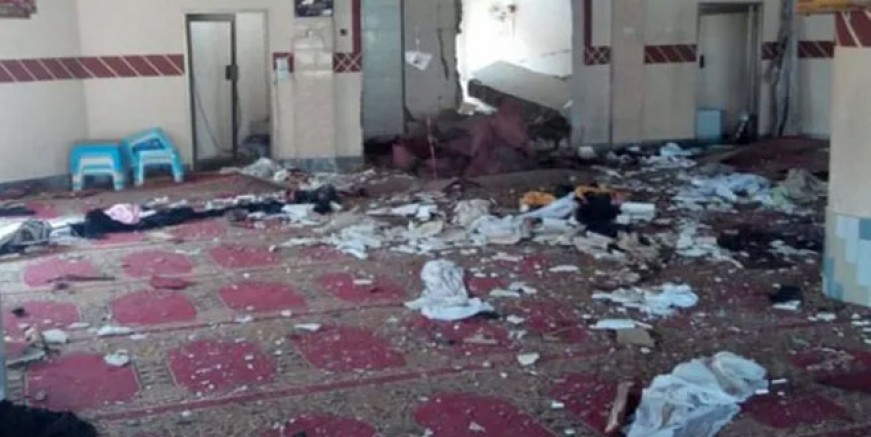 Cuma namazı kana bulandı; 14 ölü