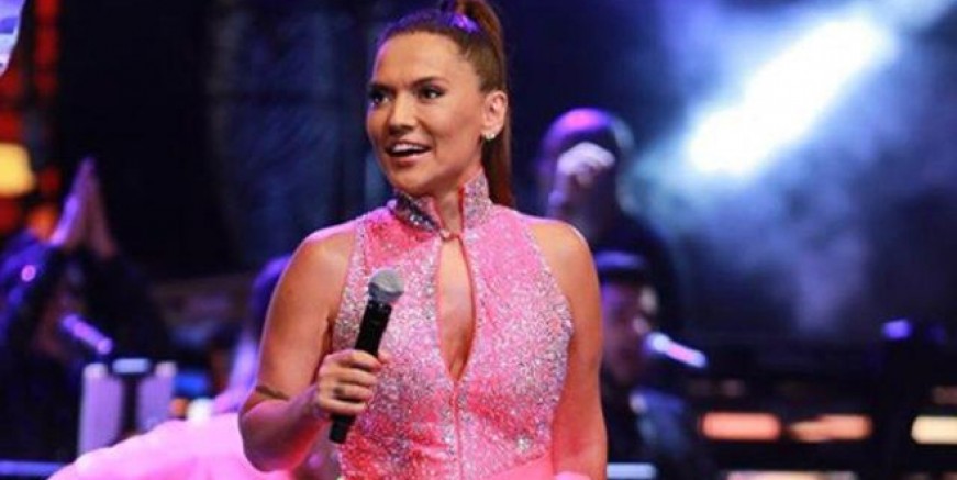 Demet Akalın’dan örnek davranış