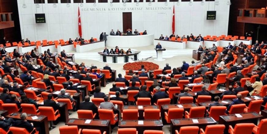 Emeklilikte Yaşa Takılanlar Meclis’e gelecek mi?