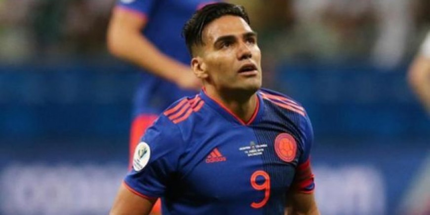 Galatasaray Taraftarı Falcao’yu istedi