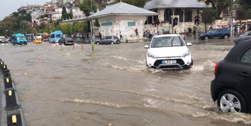 İstanbul’da sel baskını can aldı