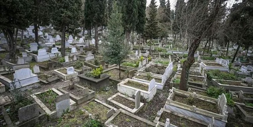 Kartal’da mezarlıklara ücretsiz ulaşım