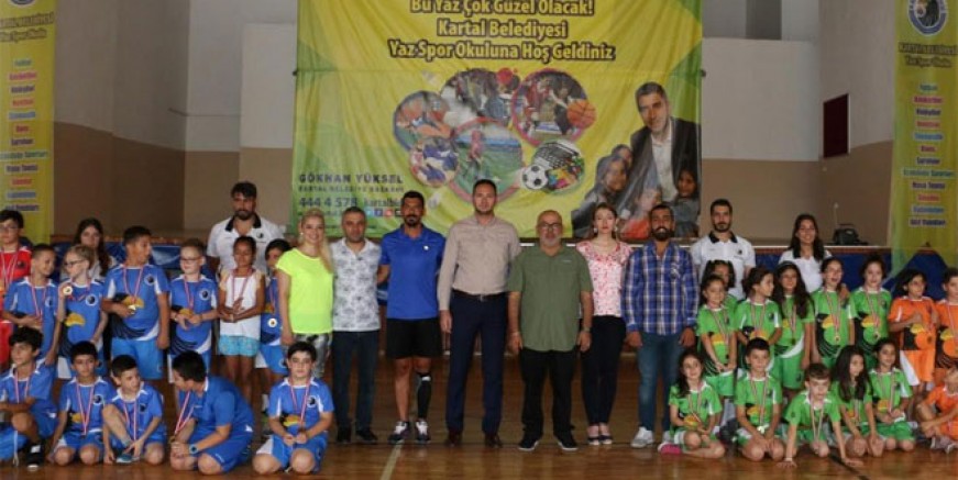 Kartallı minik sporcular madalyalarına kavuştu