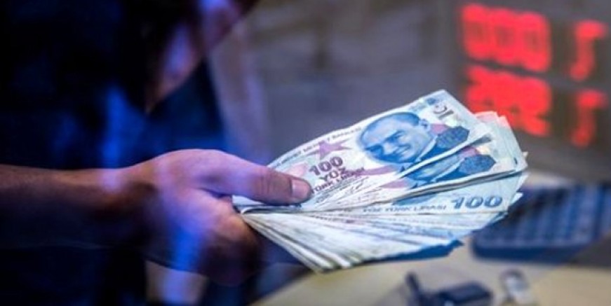 Türk Lirası tehlikeli eşikte
