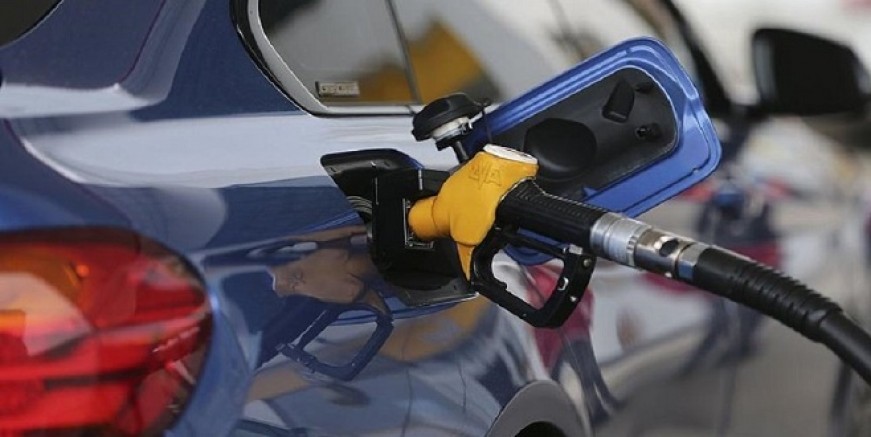 Benzin ve motorine yeni zam!