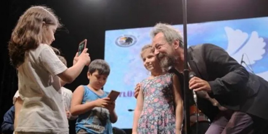 Feridun Düzağaç Kartal’da barış için söyledi